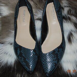 Kenneth Cole Blue Black Snakeskin Flats